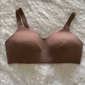 Lululemon Hold True Bra Nude Color NWT